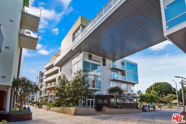 1705 Ocean 412, Santa Monica, CA 90401