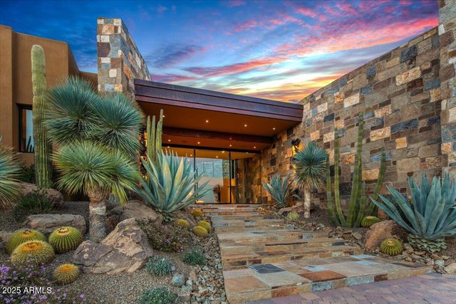 43105 N 102ND Street, Scottsdale, AZ 85262