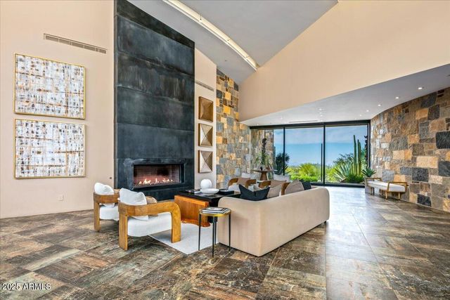 43105 N 102ND Street, Scottsdale, AZ 85262