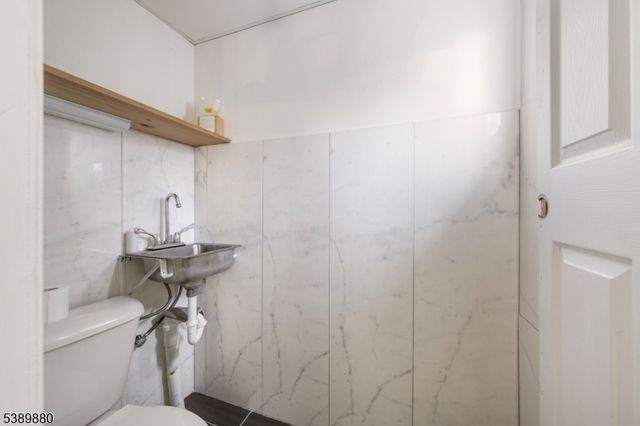 25 Evans Ave, Trenton City, NJ 08638