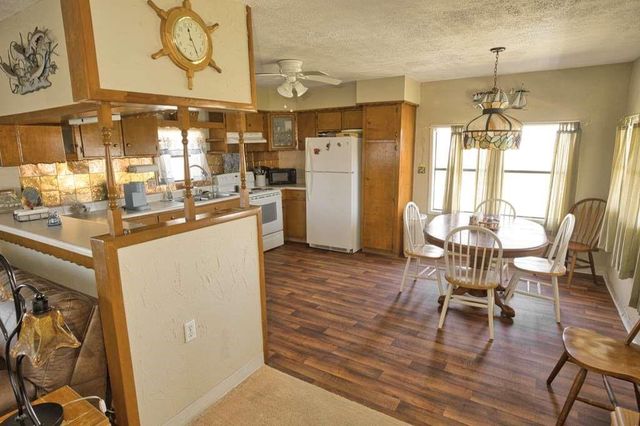 803 County Road 202, Sargent, TX 77414