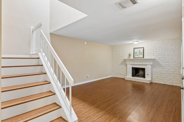 8340 Fathom CIR 103, Austin, TX 78750