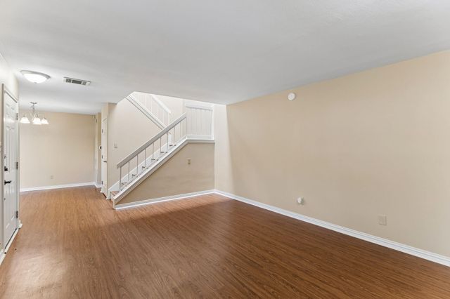 8340 Fathom CIR 103, Austin, TX 78750