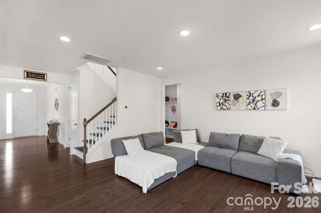 930 Parkland Place NW, Concord, NC 28027