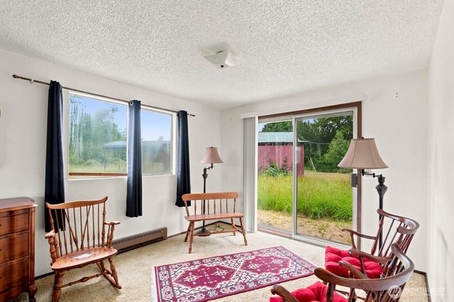 5305 Waldrick Rd SE, Olympia, WA 98501