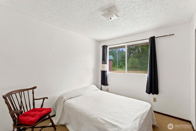 5305 Waldrick Rd SE, Olympia, WA 98501