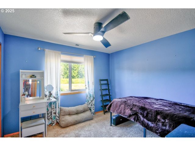 126 WESTMINSTER Dr, Kelso, WA 98626