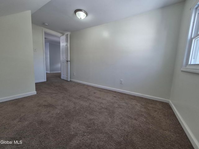 8 Green Street, Mayfield, NY 12117