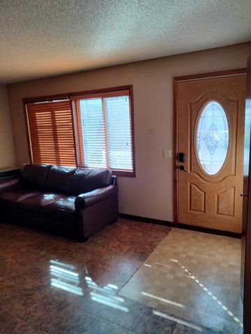 8317 Thomas Court N, Brooklyn Park, MN 55444