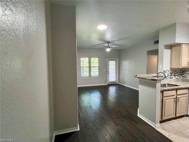 23500 Walden Center DR 104, Estero, FL 34134