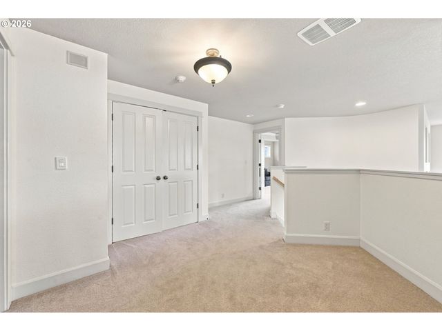 3324 BENTLEY Ave, Eugene, OR 97405