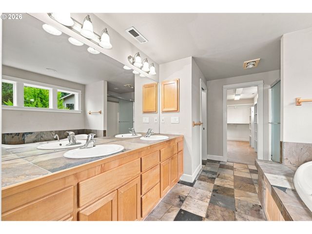 3324 BENTLEY Ave, Eugene, OR 97405