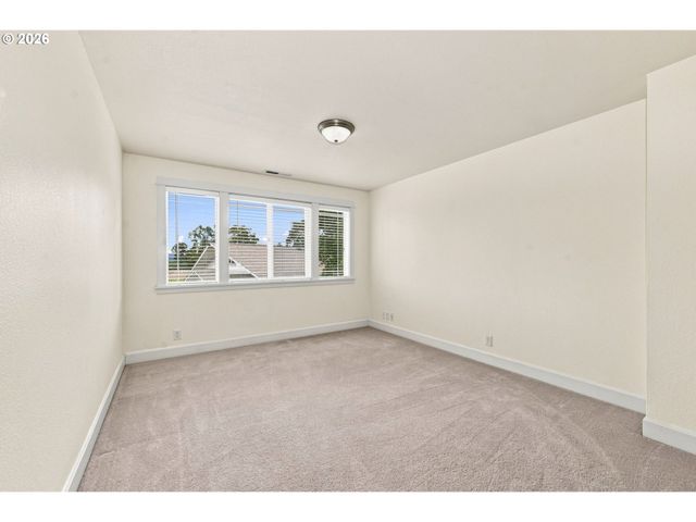 3324 BENTLEY Ave, Eugene, OR 97405