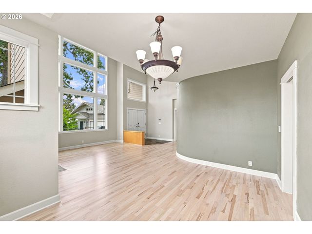 3324 BENTLEY Ave, Eugene, OR 97405