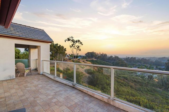 12686 Fairbrook, San Diego, CA 92131