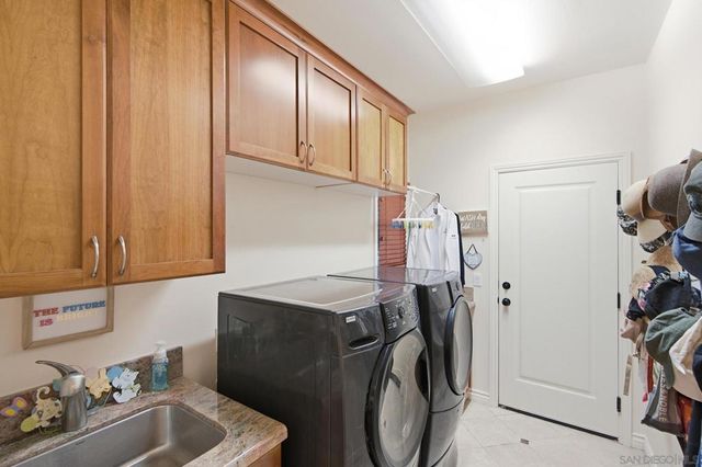 12686 Fairbrook, San Diego, CA 92131
