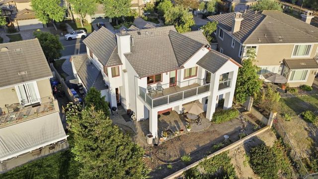 12686 Fairbrook, San Diego, CA 92131