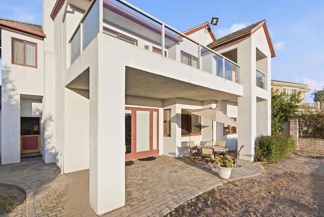 12686 Fairbrook, San Diego, CA 92131