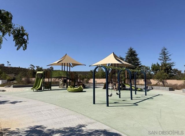 12686 Fairbrook, San Diego, CA 92131