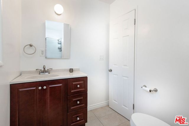 13013 Venice Boulevard, Los Angeles, CA 90066