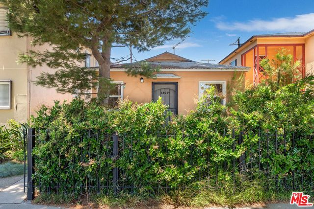 13013 Venice Boulevard, Los Angeles, CA 90066