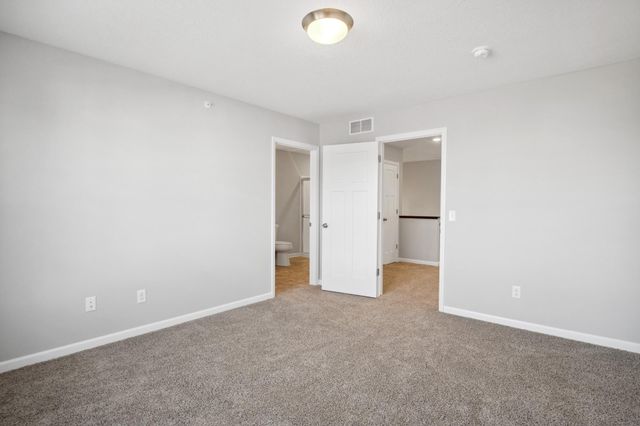 1534 Trellis Lane, West Saint Paul, MN 55118