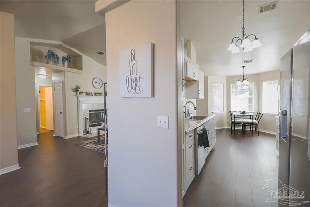 7132 Jennifer Rd, Pensacola, FL 32526