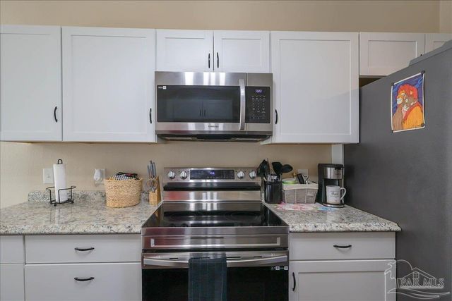 7132 Jennifer Rd, Pensacola, FL 32526