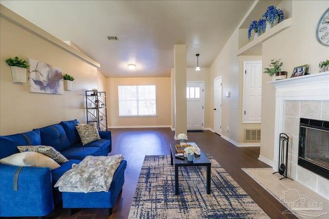 7132 Jennifer Rd, Pensacola, FL 32526