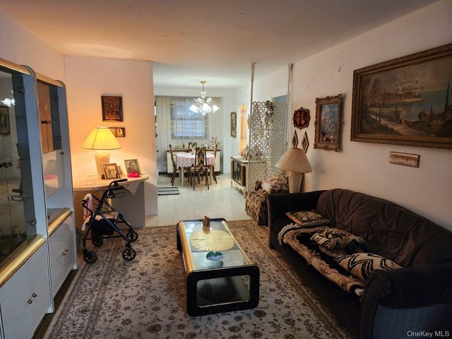 61-45 98th Street 2C, Rego Park, NY 11374