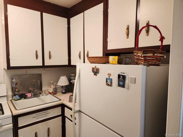 61-45 98th Street 2C, Rego Park, NY 11374