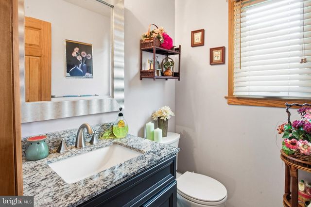234 E HEDGEROW DR, Swedesboro, NJ 08085