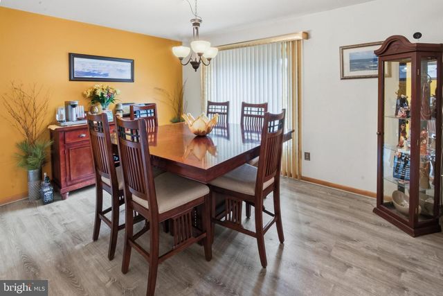 234 E HEDGEROW DR, Swedesboro, NJ 08085