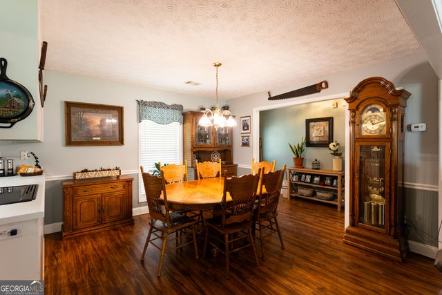 130 Salem Meadow Way, Covington, GA 30016