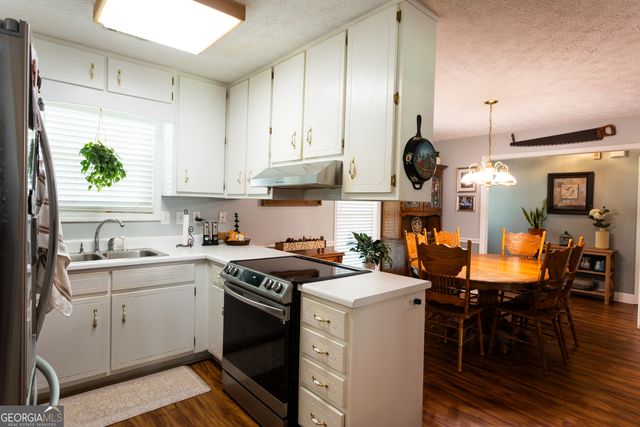 130 Salem Meadow Way, Covington, GA 30016