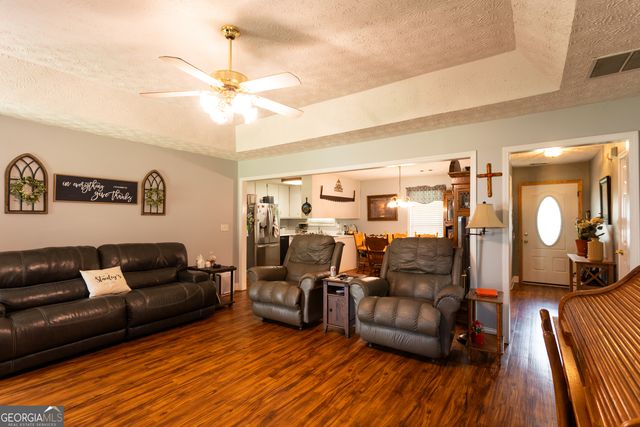 130 Salem Meadow Way, Covington, GA 30016