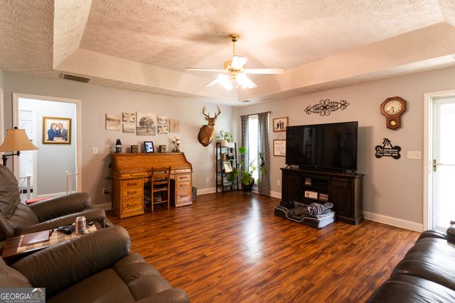 130 Salem Meadow Way, Covington, GA 30016