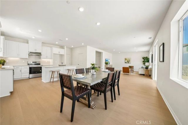 12837 Olympus Circle, Corona, CA 92883