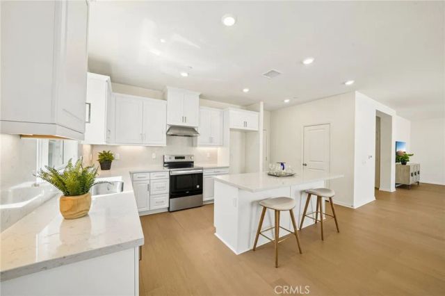 12837 Olympus Circle, Corona, CA 92883