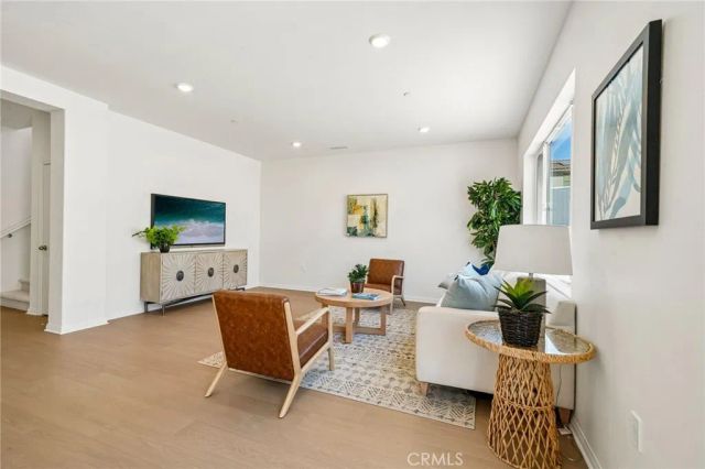 12837 Olympus Circle, Corona, CA 92883