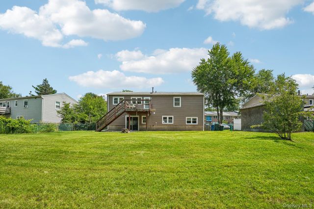 105 Vails Gate Heights Drive, New Windsor, NY 12553