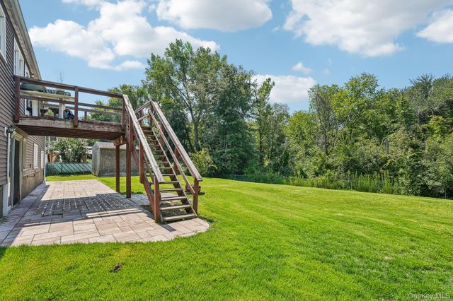 105 Vails Gate Heights Drive, New Windsor, NY 12553