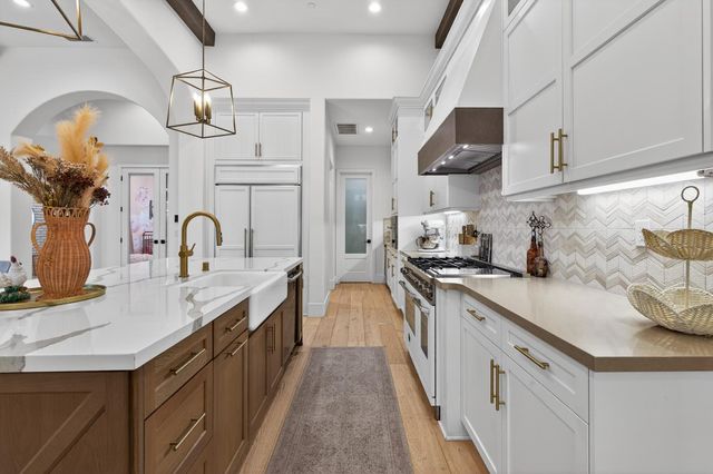 61 Secret Ct, Lodi, CA 95242