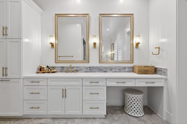 61 Secret Ct, Lodi, CA 95242