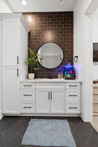 61 Secret Ct, Lodi, CA 95242