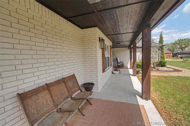 3806 Club View Drive, Muskogee, OK 74403