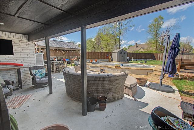 3806 Club View Drive, Muskogee, OK 74403