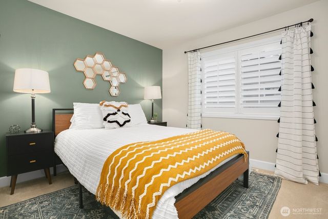 808 275th Place SE, Sammamish, WA 98075