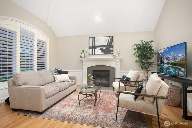 808 275th Place SE, Sammamish, WA 98075
