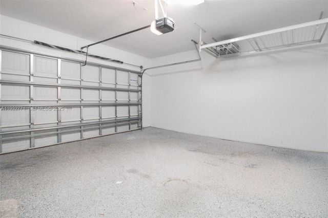 11865 SW 13th Ct, Pembroke Pines, FL 33025